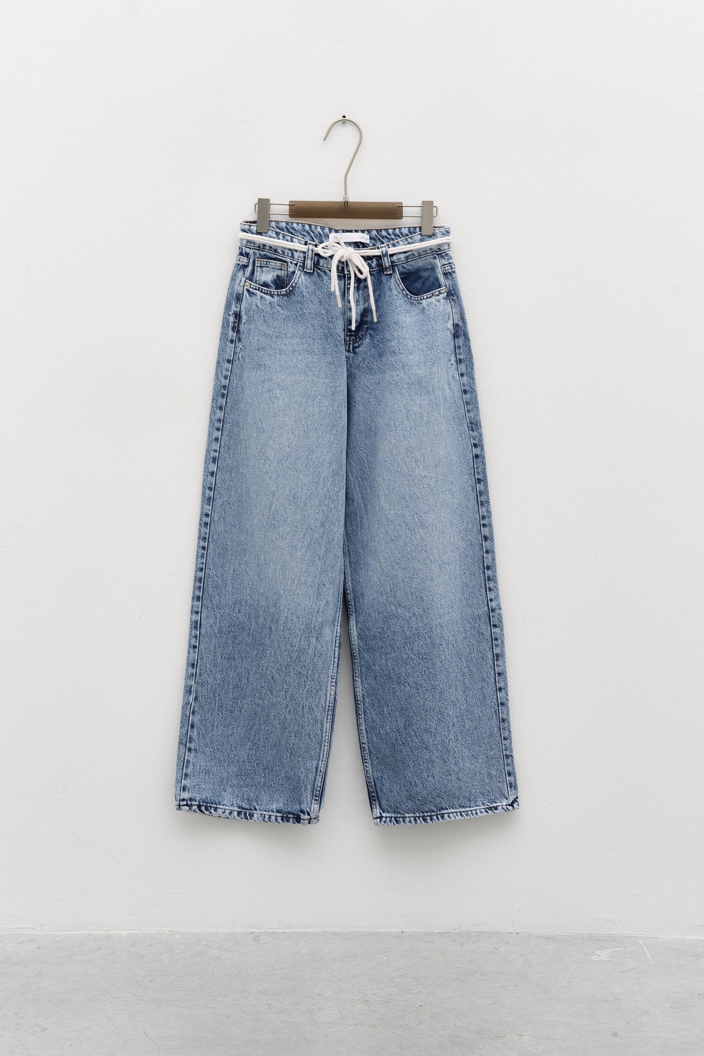 LACE UP JEANS