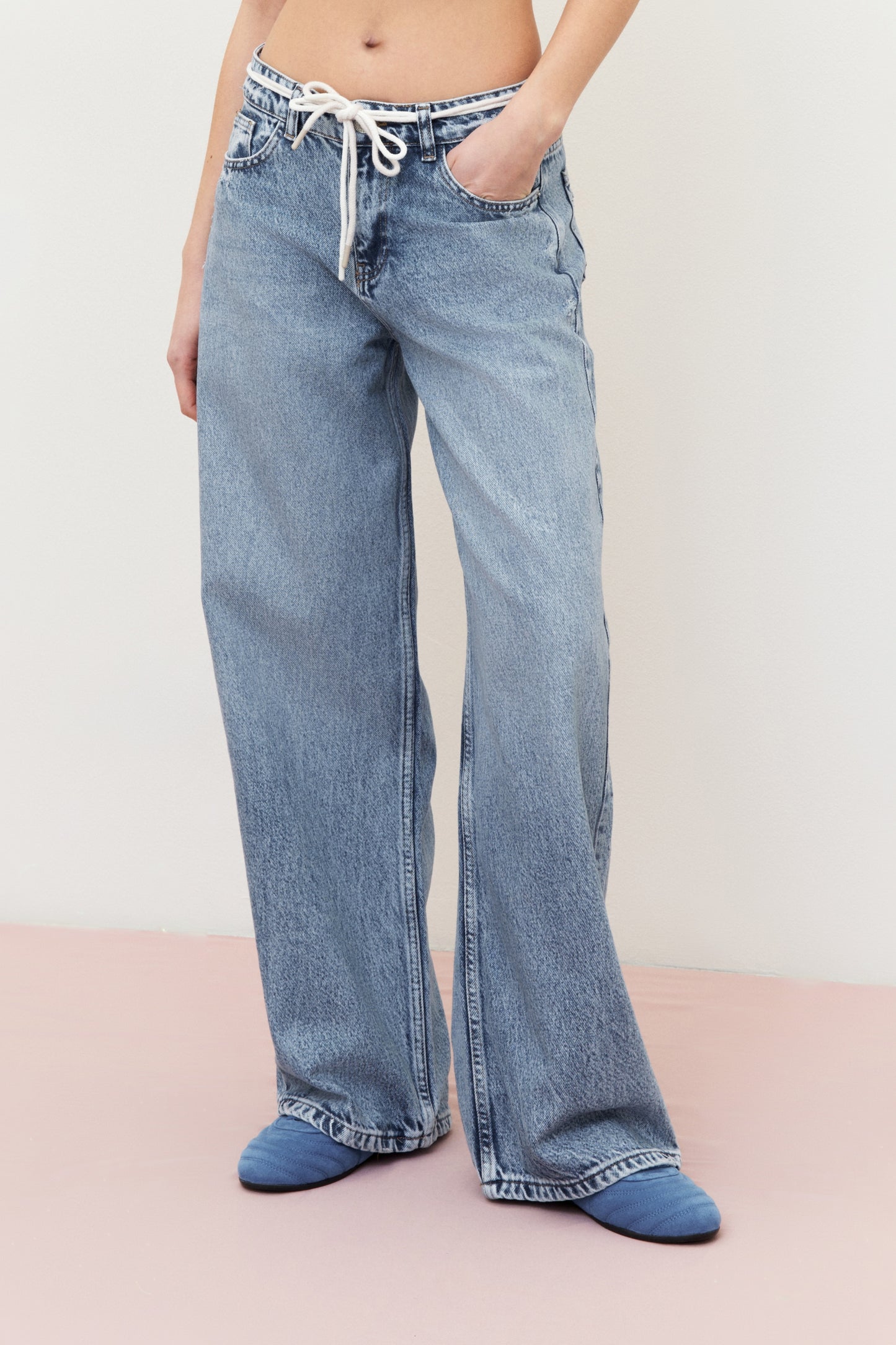 LACE UP JEANS