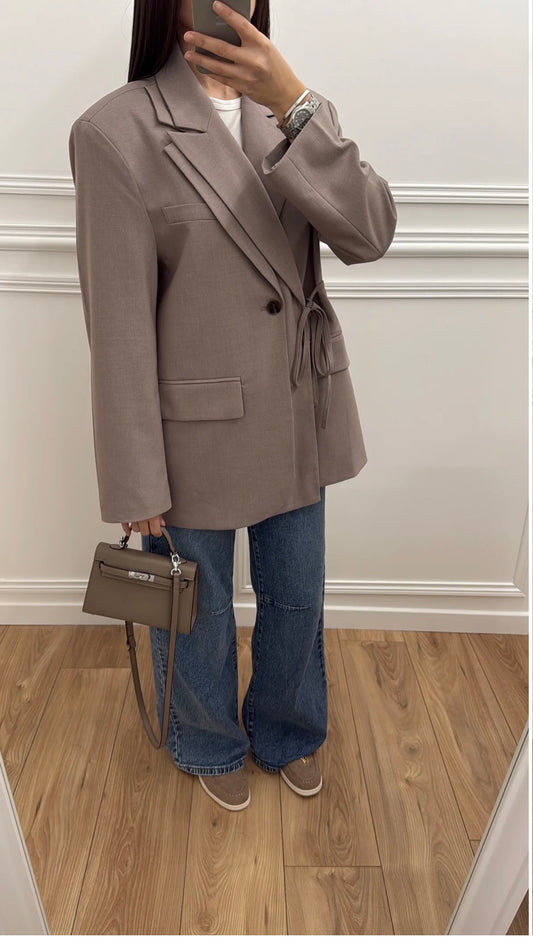 OVERSIZED TIED BLAZER